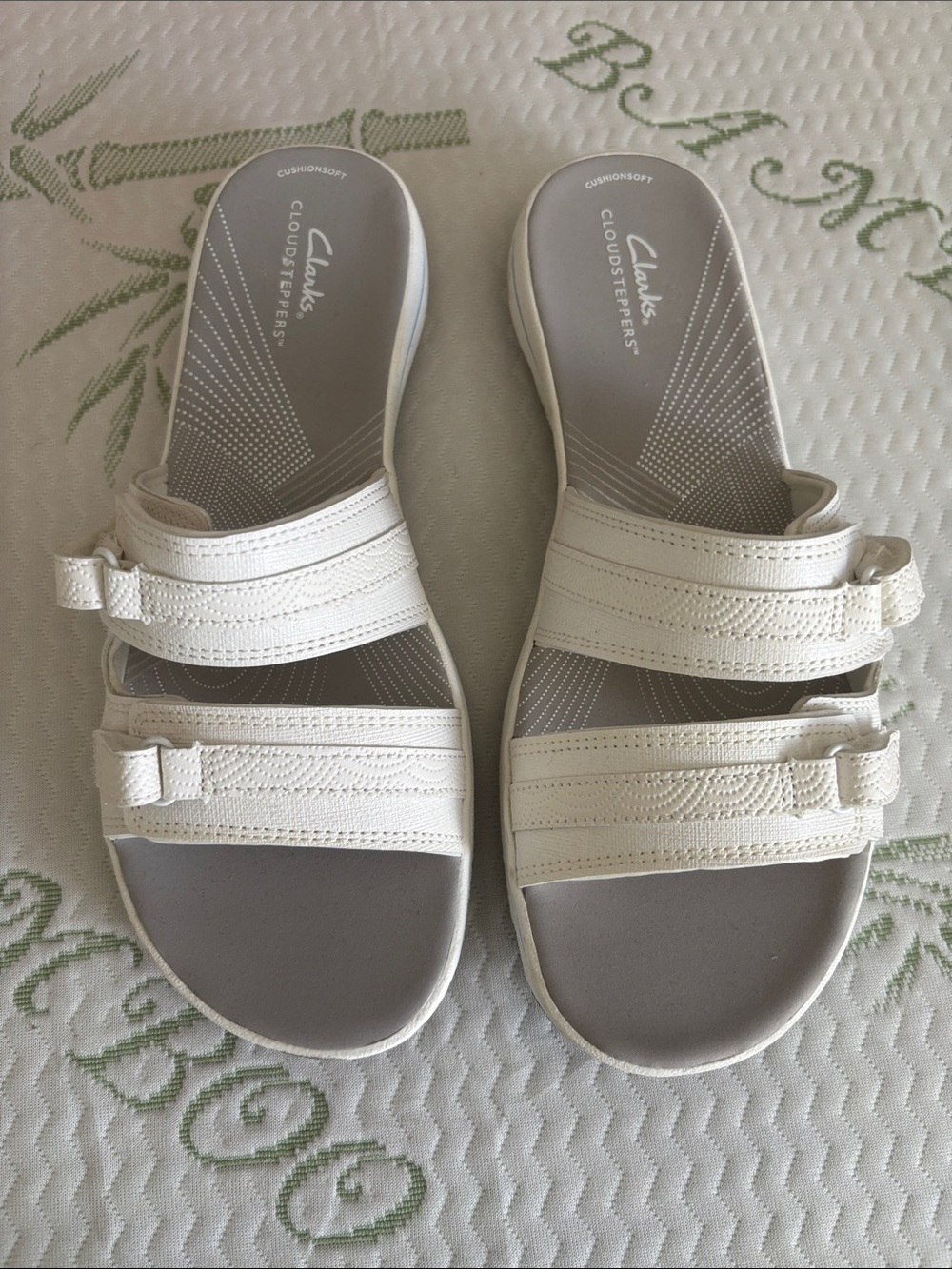 Clarks White Cloudsteppers Women’s Adjustable Slide Sandals
